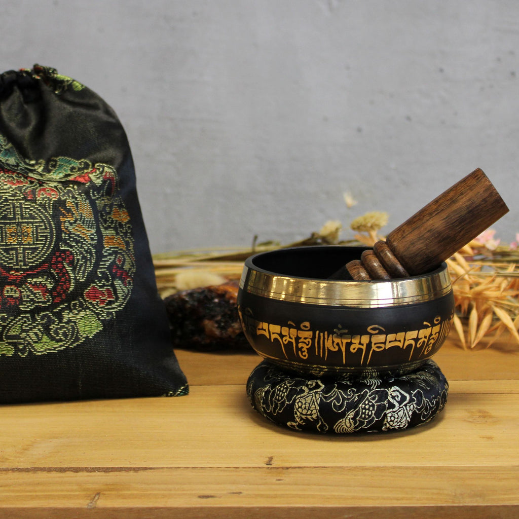 Lotus Flower Singing Bowl Gift Set 9cm – view 7