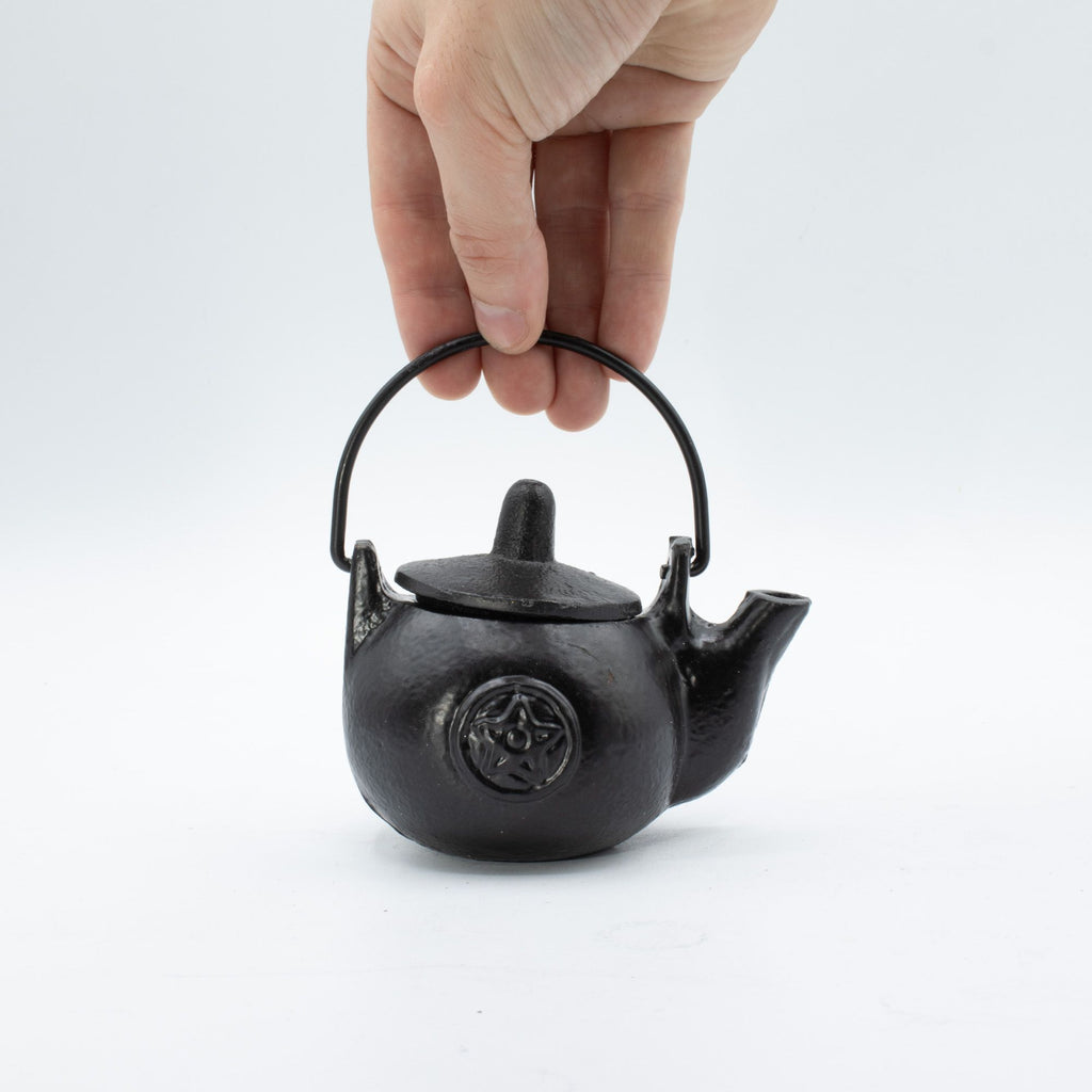 Small Cast Iron Ritual Pot with Pentagram 8x10cm – view 7