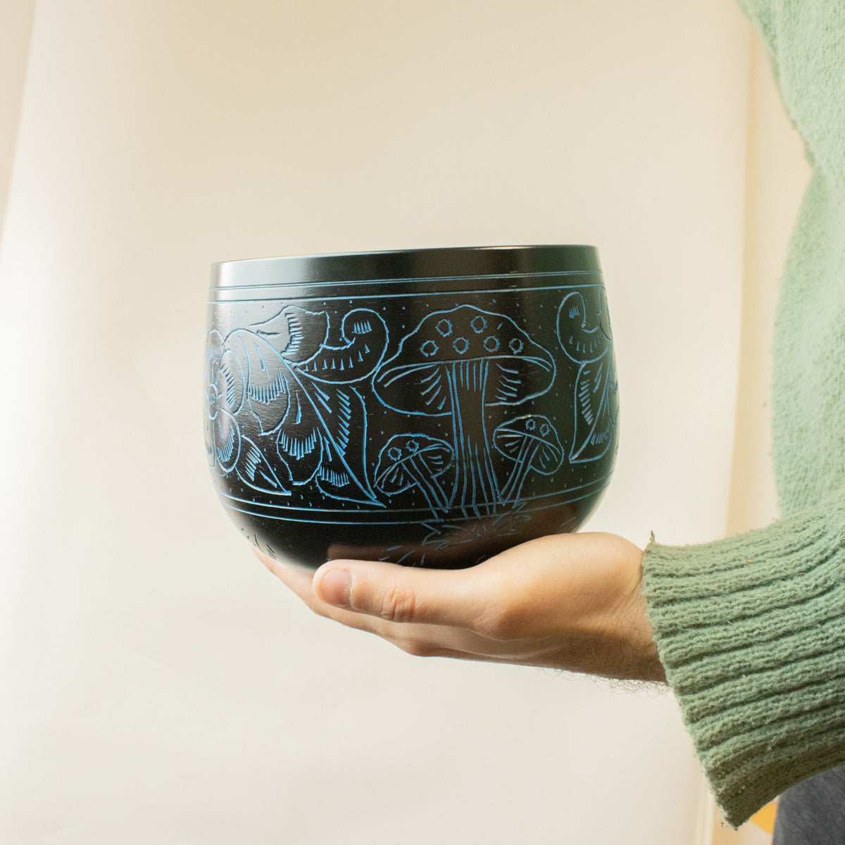 Cauldron Singing Bowl - Magic Mushroom - Blue (15cm) – view 4