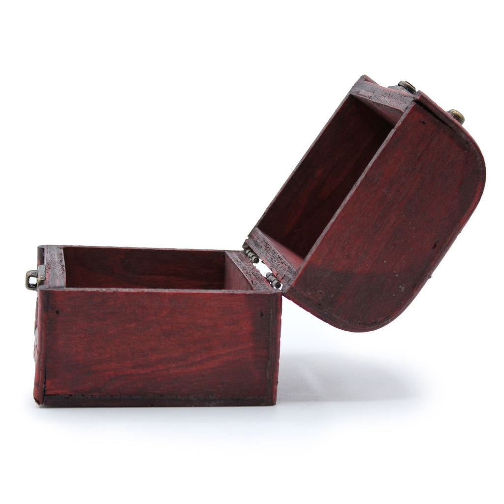 Small Classic Chest, Vintage Style