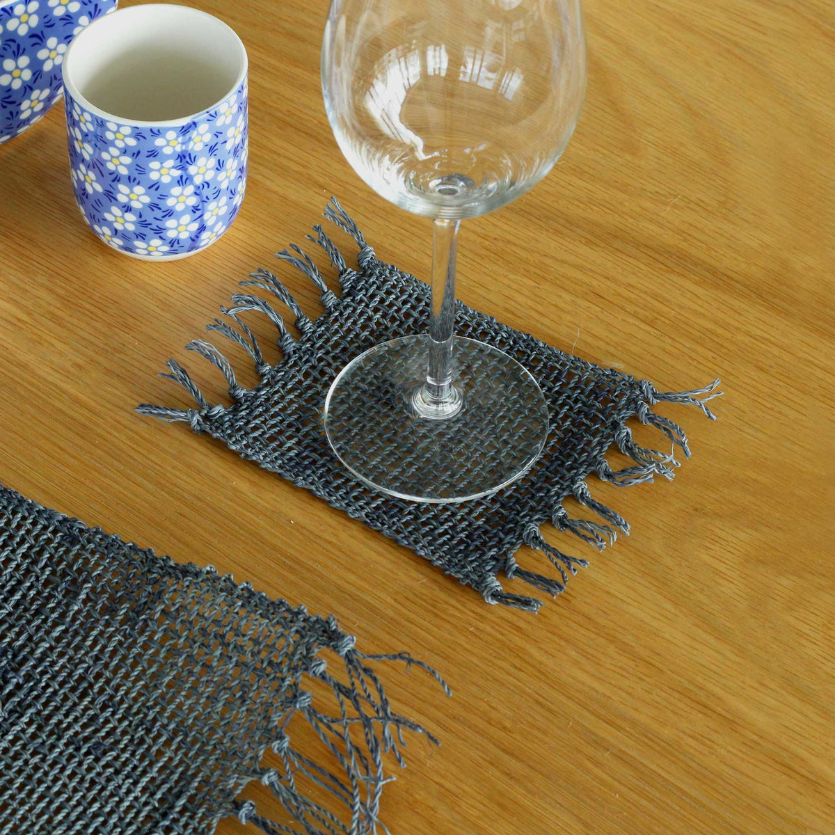 Set of 4 Seagrass Fringe Coasters - Charcoal