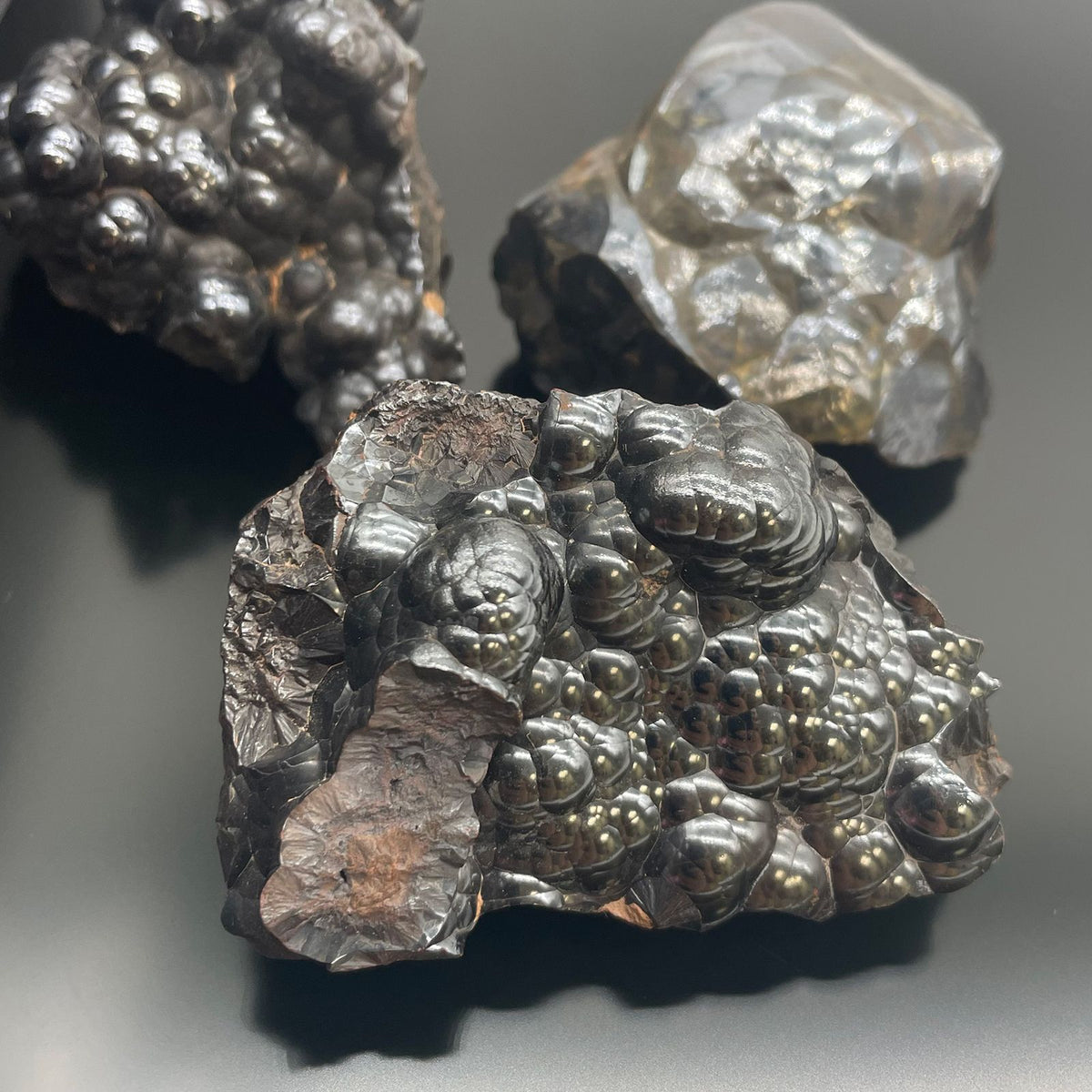 Natural Hematite Mineral Specimen Tray, Approx 20 Pieces – view 2