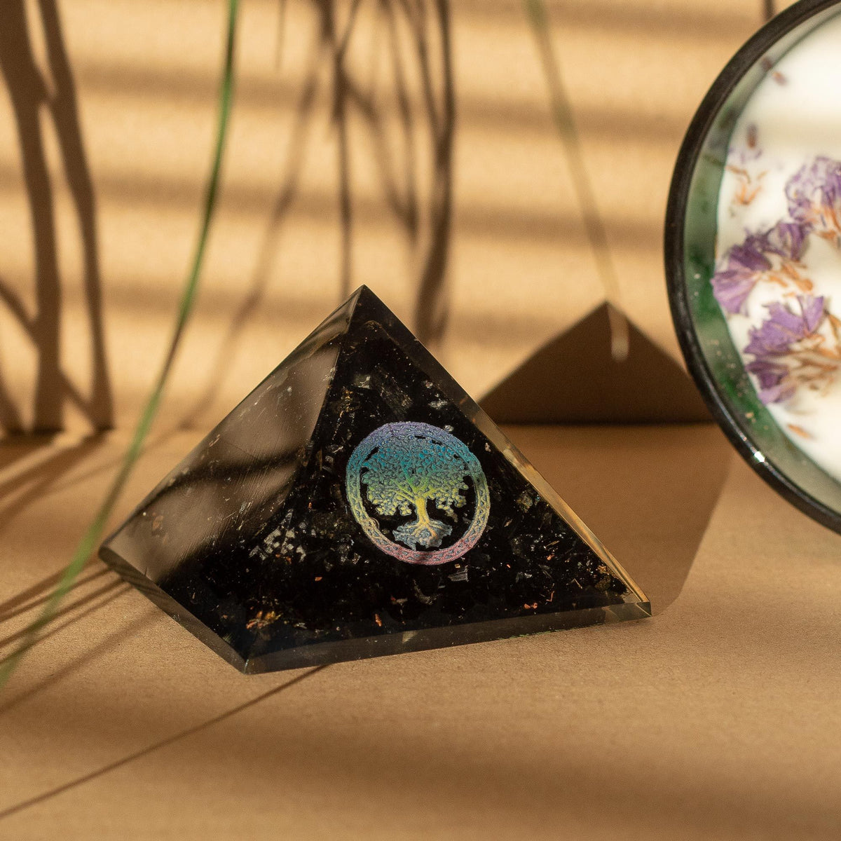 Small Orgonite Pyramid 5.5x4.5cm - Tree of Life, Black Tourmaline – view 3