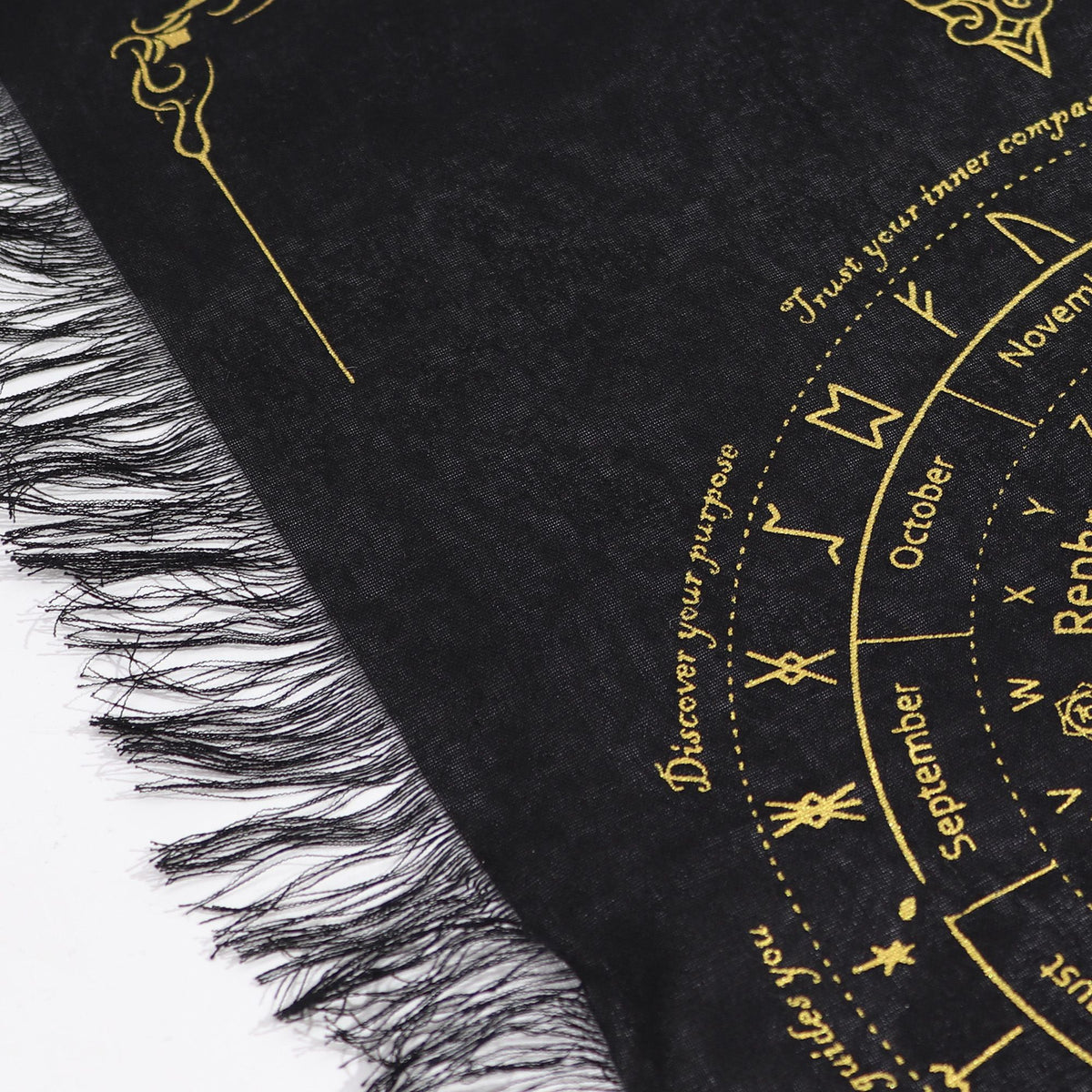 Ancient Witch Sun Face Pendulum Cloth - Black & Gold