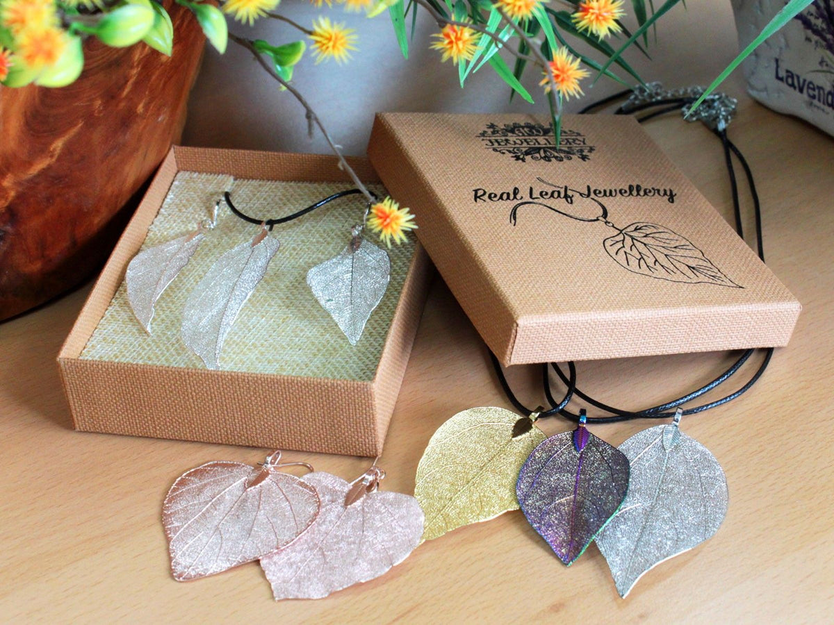 Festive Fir Real Leaf Necklace - Silver – view 5