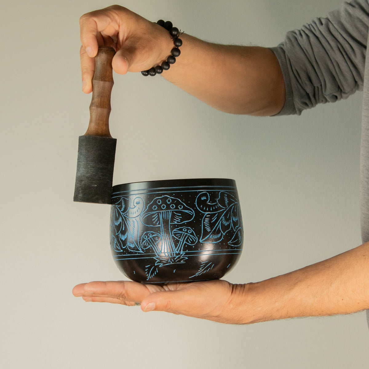 Cauldron Singing Bowl - Magic Mushroom - Blue (15cm) – view 8