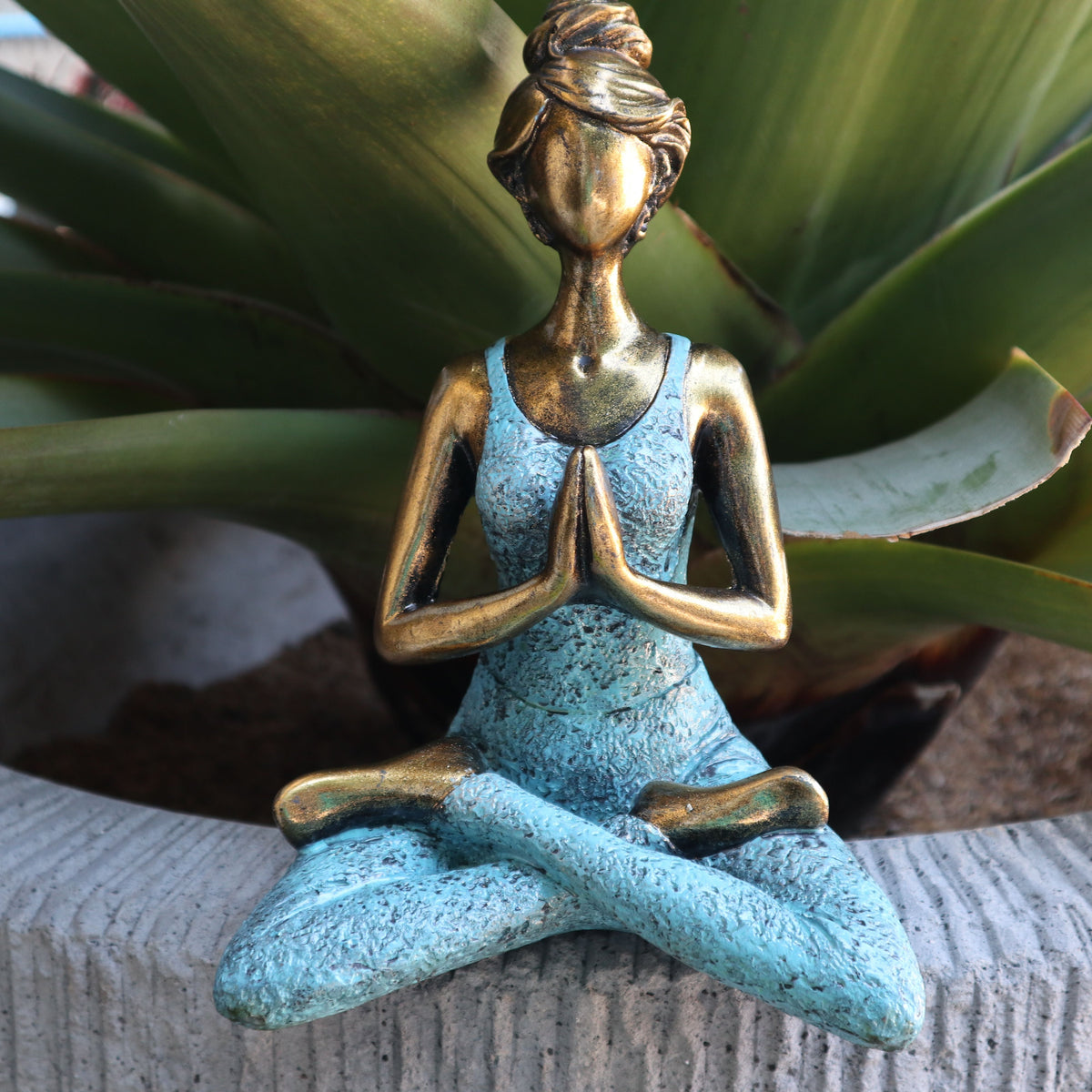 Yoga Lady Figure, Bronze and Turquoise, 24 cm – view 5