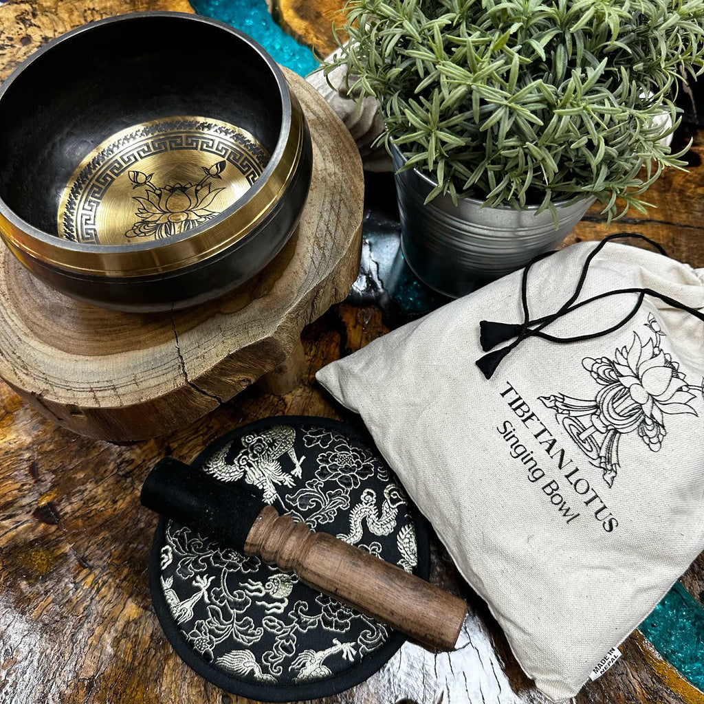 Hand Beaten & Engraved Singing Bowl Gift Set - Lotus Flower 14cm – view 2