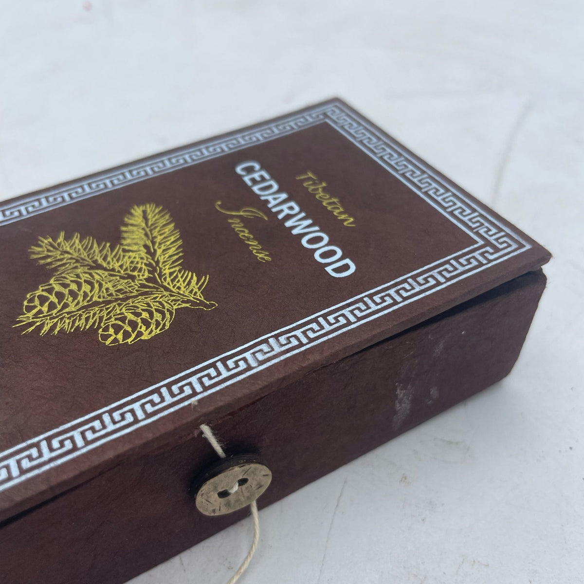 Himalayan Sughandit Dhoop Incense Gift Set - Cedarwood – view 4