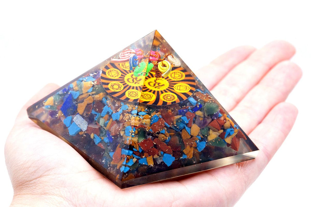 Orgonite Pyramid - Om Chakra - 70mm – view 2