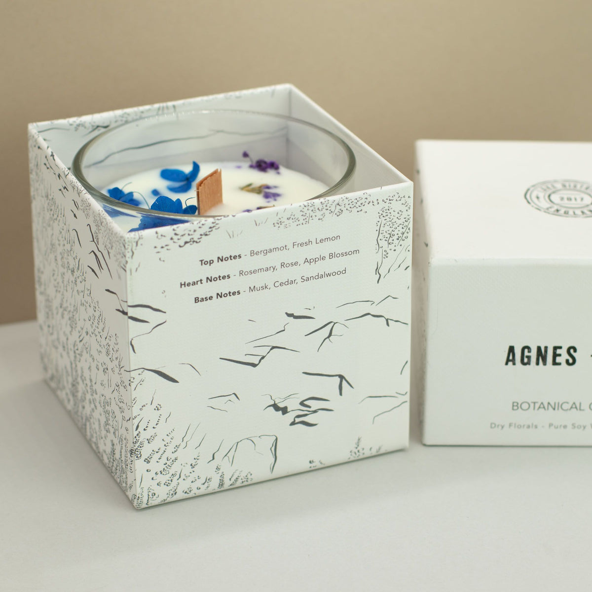 Agnes + Cat Botanical Soy Wax Candle - Moorland – view 2