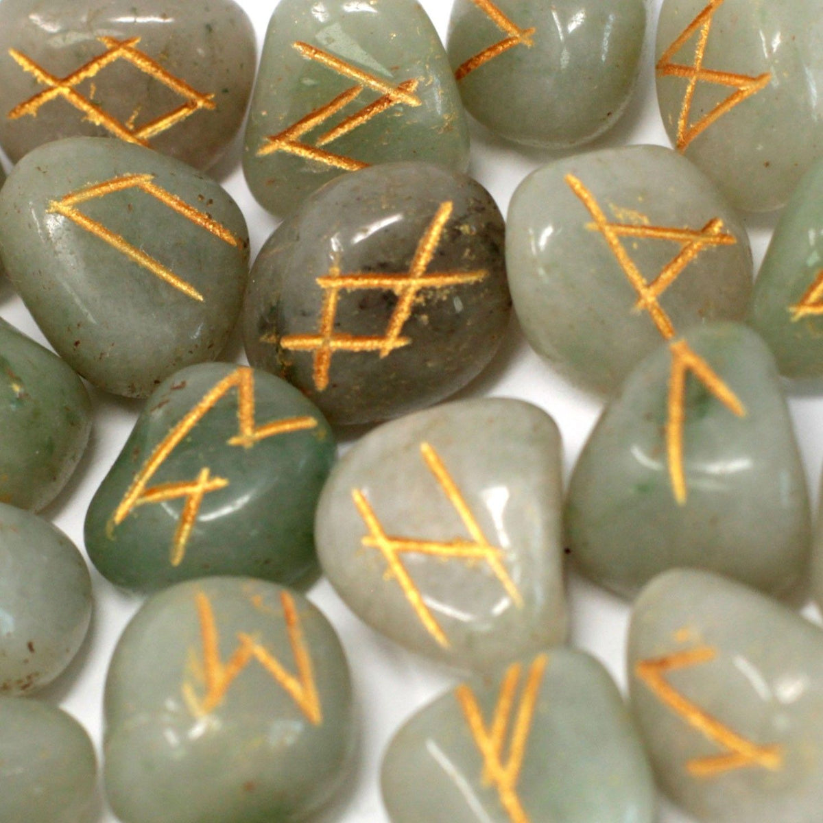 Green Aventurine Rune Set in Cotton Pouch
