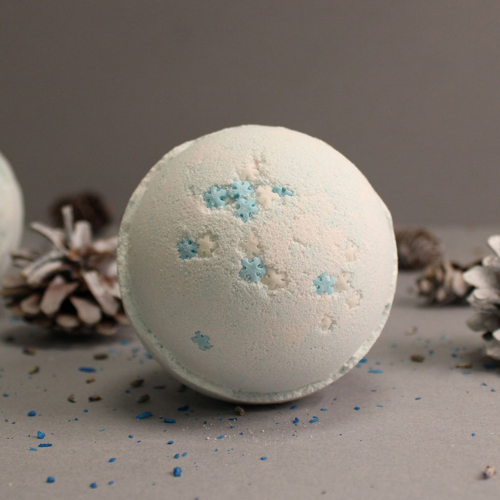 Snowflake Bath Bomb 180g - Blueberries – view 2