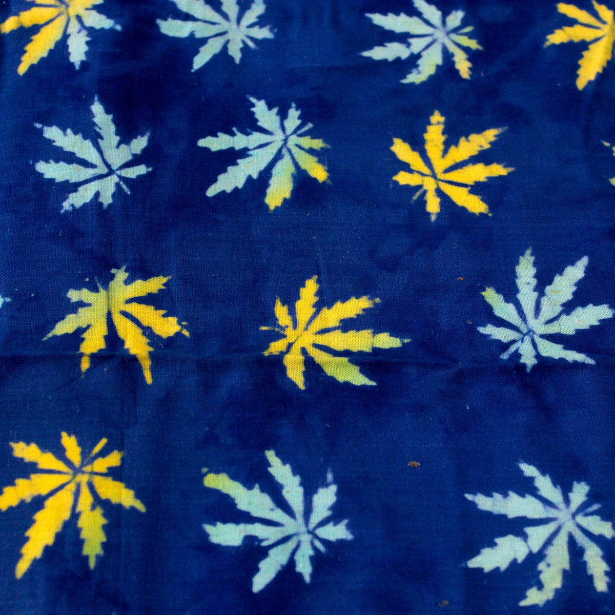 Bali Block Print Sarong - Tropical Leaves - 155x120cm – view 8
