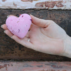 Love Heart Bath Bomb 70g - Ylang & Rose – view 8