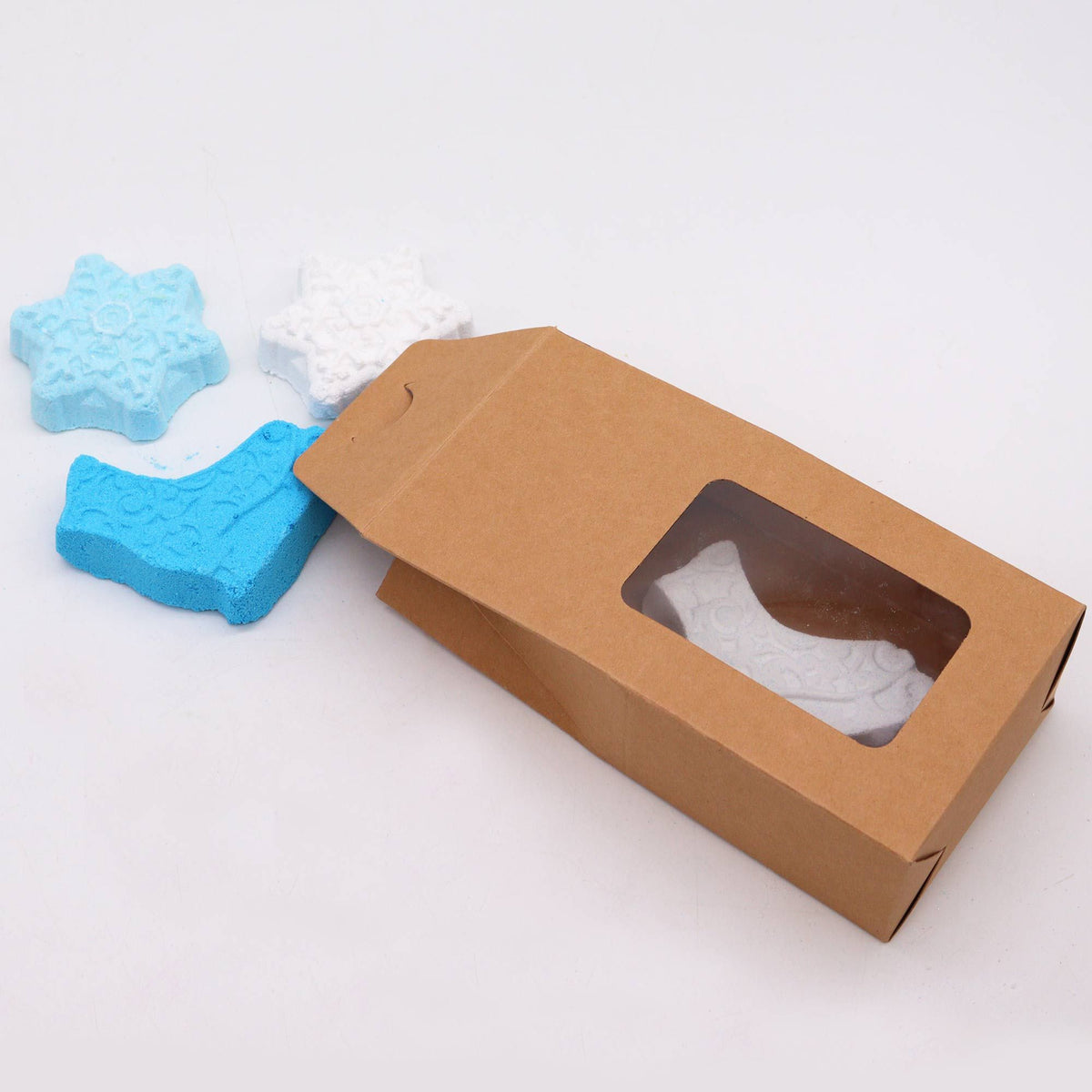 Break the Ice Christmas Bath Bomb Gift Pack – view 3