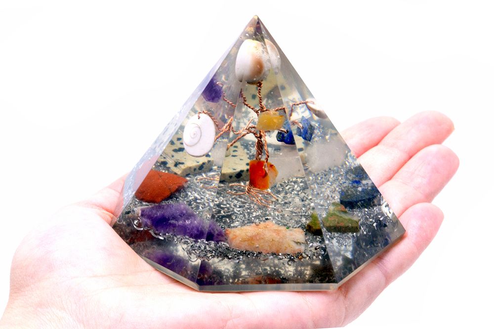 Orgonite 7-Sided Pyramid, Gemstone Wisdom Tree, 90mm