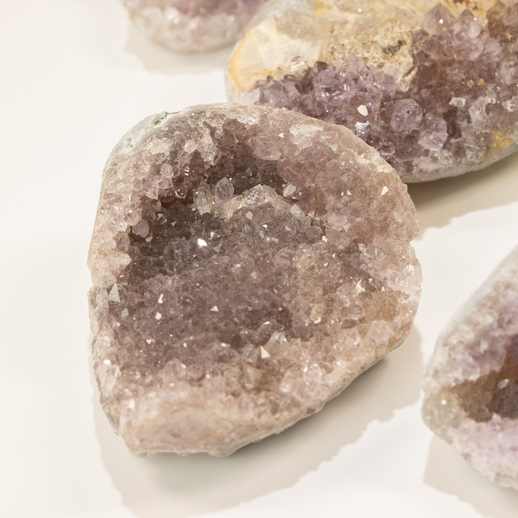 Small Assorted Amethyst Geodes - 3-5 cm - 4-6 Pieces – view 3