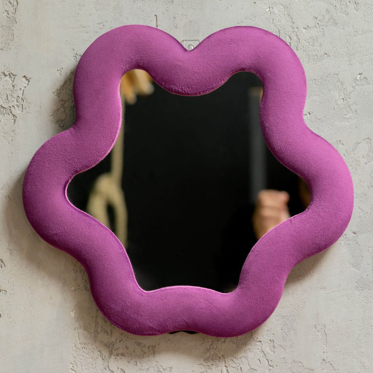 Squiggly Star Mirror - Mauve - 33 x 31 cm – view 5