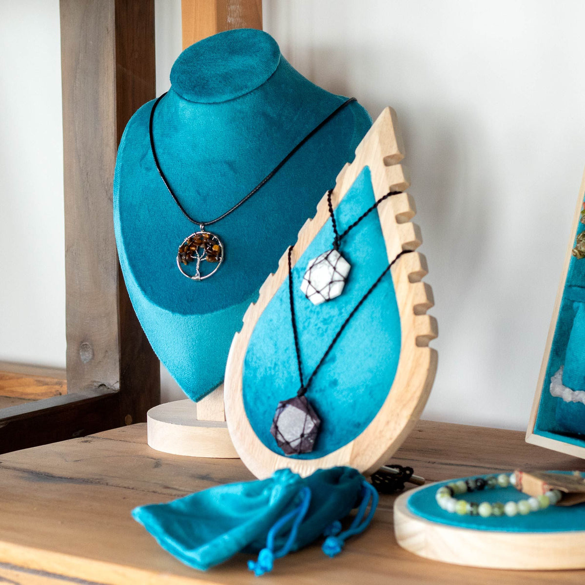 Large Velvet Necklace Display, 26x18cm
