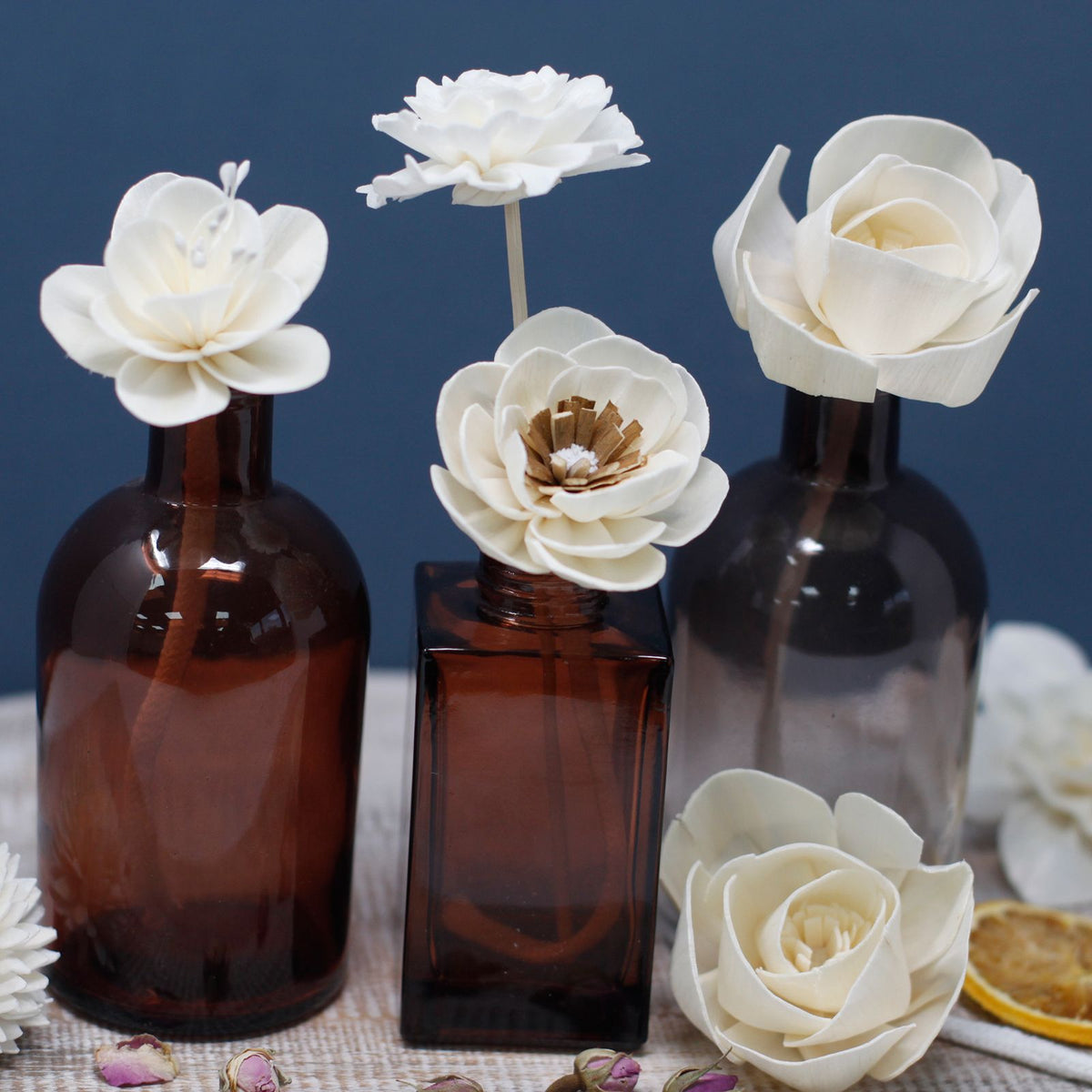 Sola Wood Poppy Diffuser Flowers on String, Small, Set of 4 – view 9
