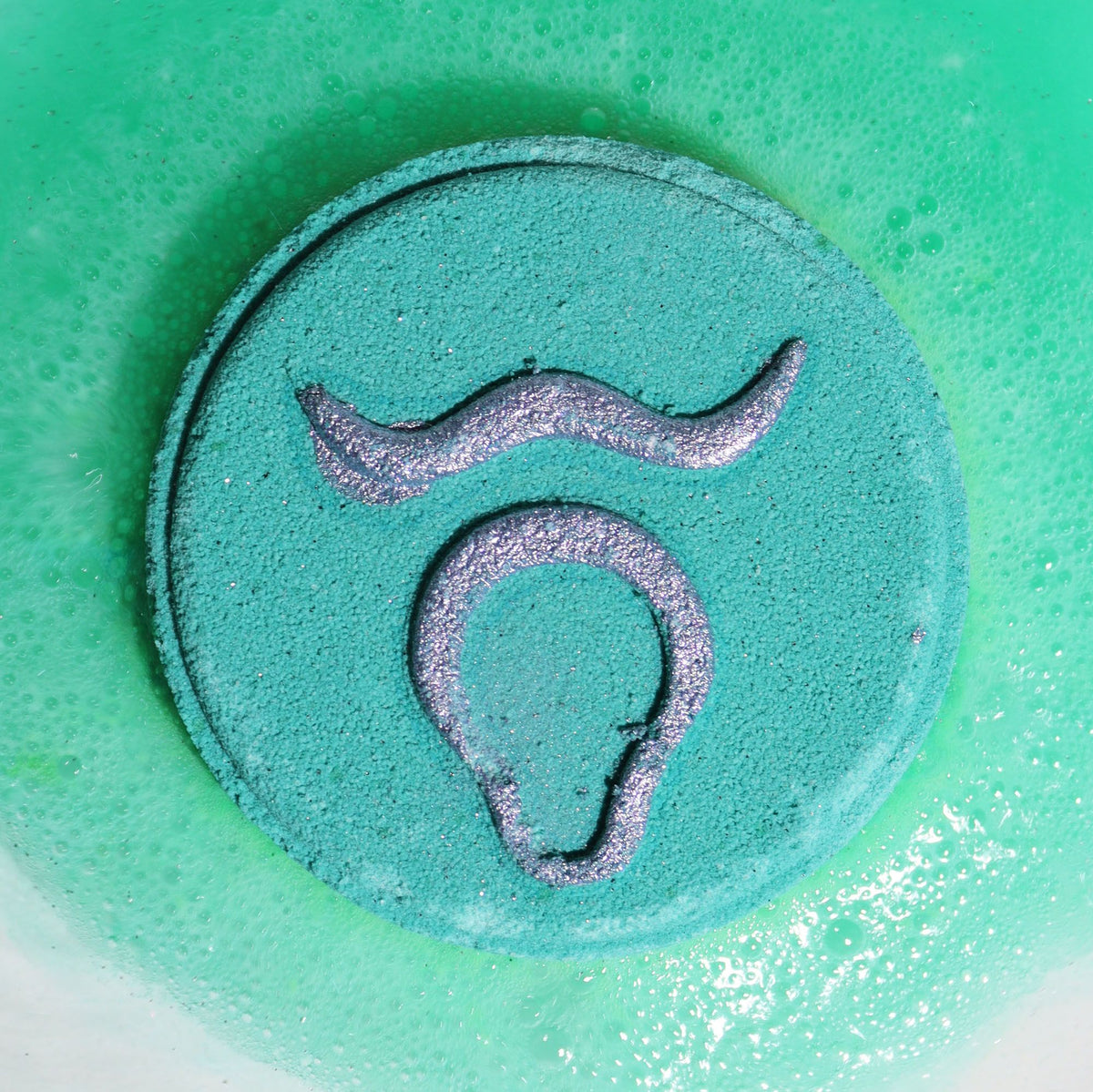 Set of Zodiac Bath Fizzers with Horoscope - Taurus – view 2