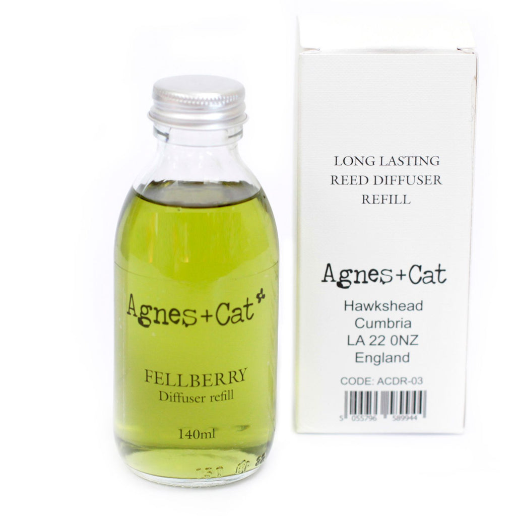 Agnes + Cat Reed Diffuser Refill 150ml - Fell Berry – view 4