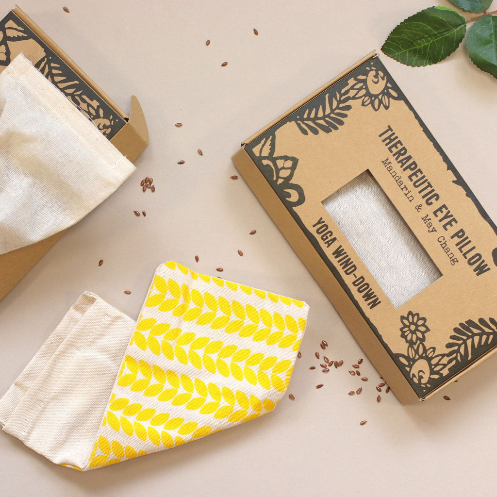 Agnes + Cat Eyebag Refresh Frankincense Eye Pillow – view 3