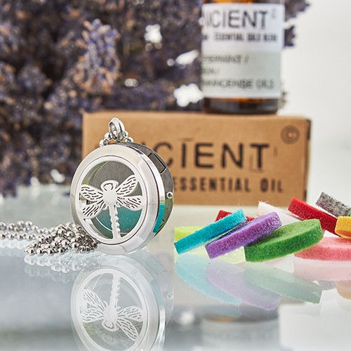 Dragonfly Aromatherapy Diffuser Necklace 25mm – view 3