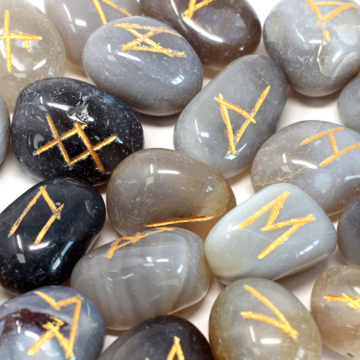Grey Agate Rune Set in Cotton Pouch