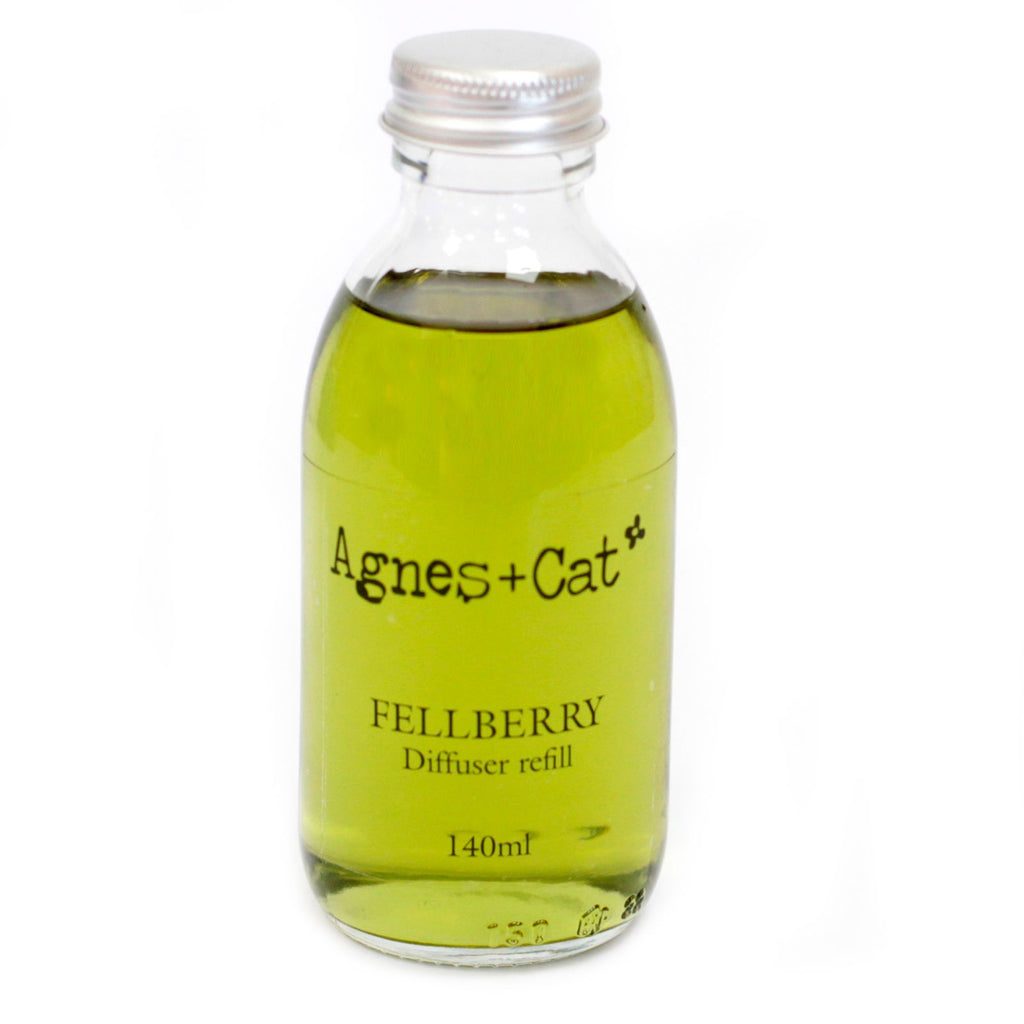 Agnes + Cat Reed Diffuser Refill 150ml - Fell Berry – view 3