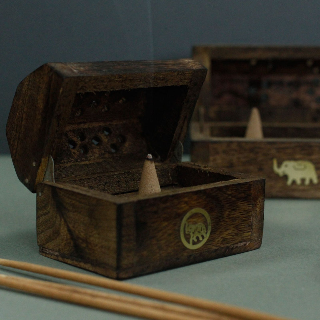 Mini Mango Wood Incense Cone Smoke Box – view 3
