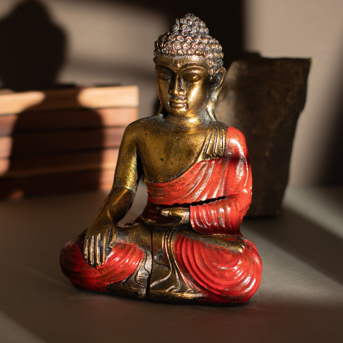 Red & Gold Buddha Statue - Large – view 5