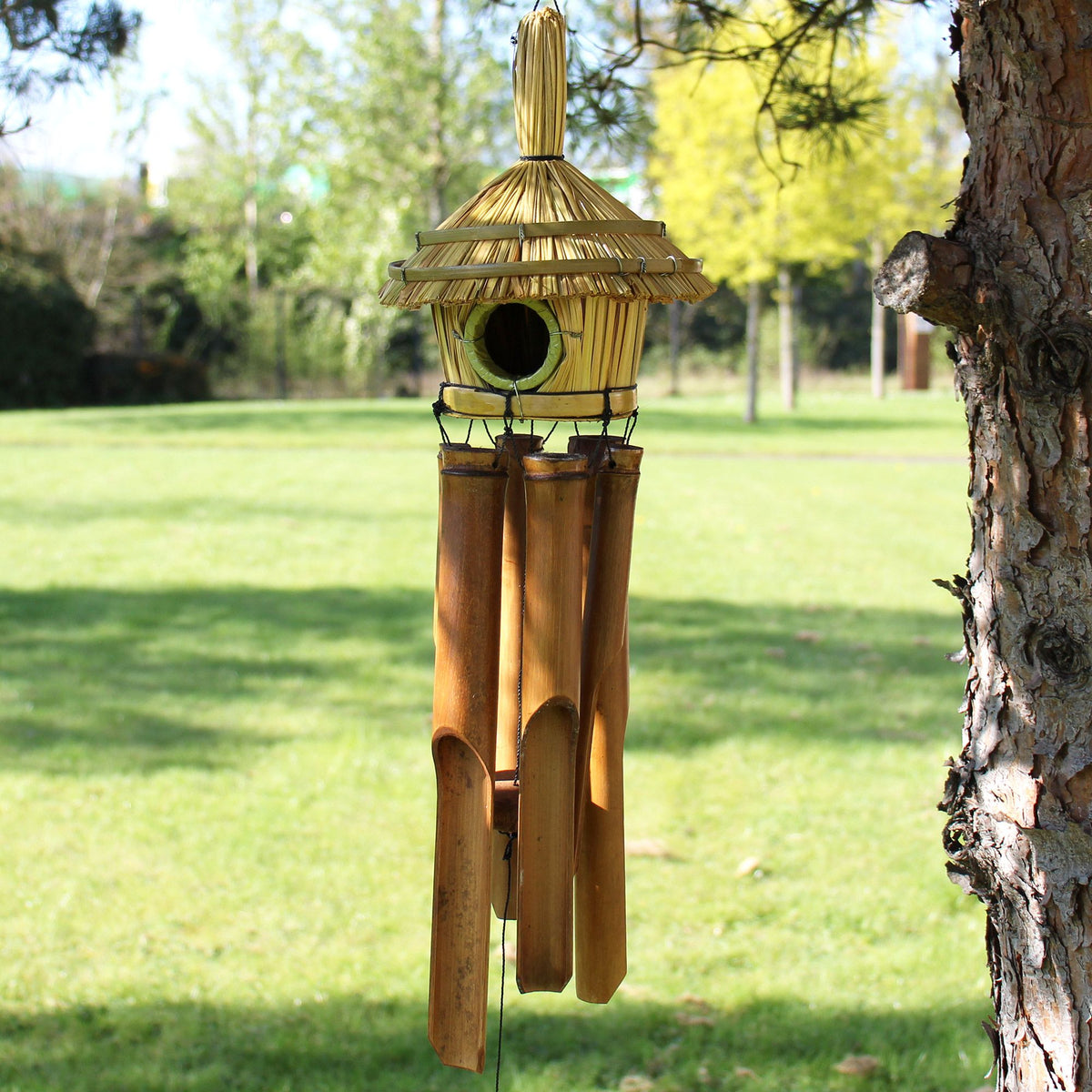 Round Seagrass Birdhouse with Wind Chimes, 45 x 17 cm – view 2
