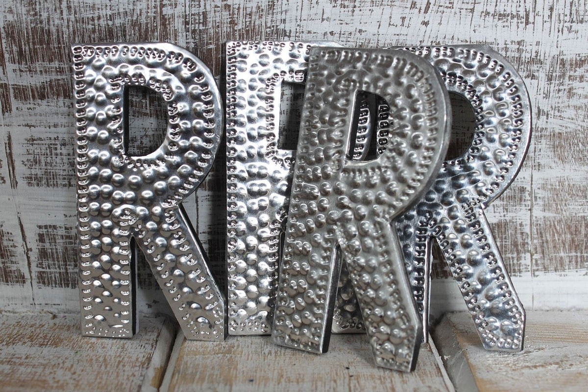 Small Decorative Letter R – 9 cm – view 2