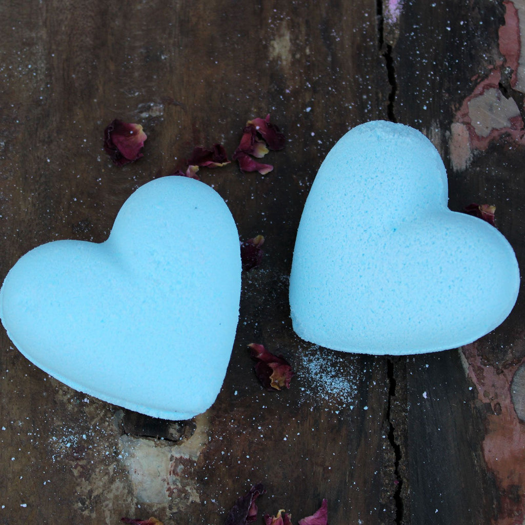 Love Heart Bath Bomb 70g - Baby Powder – view 2