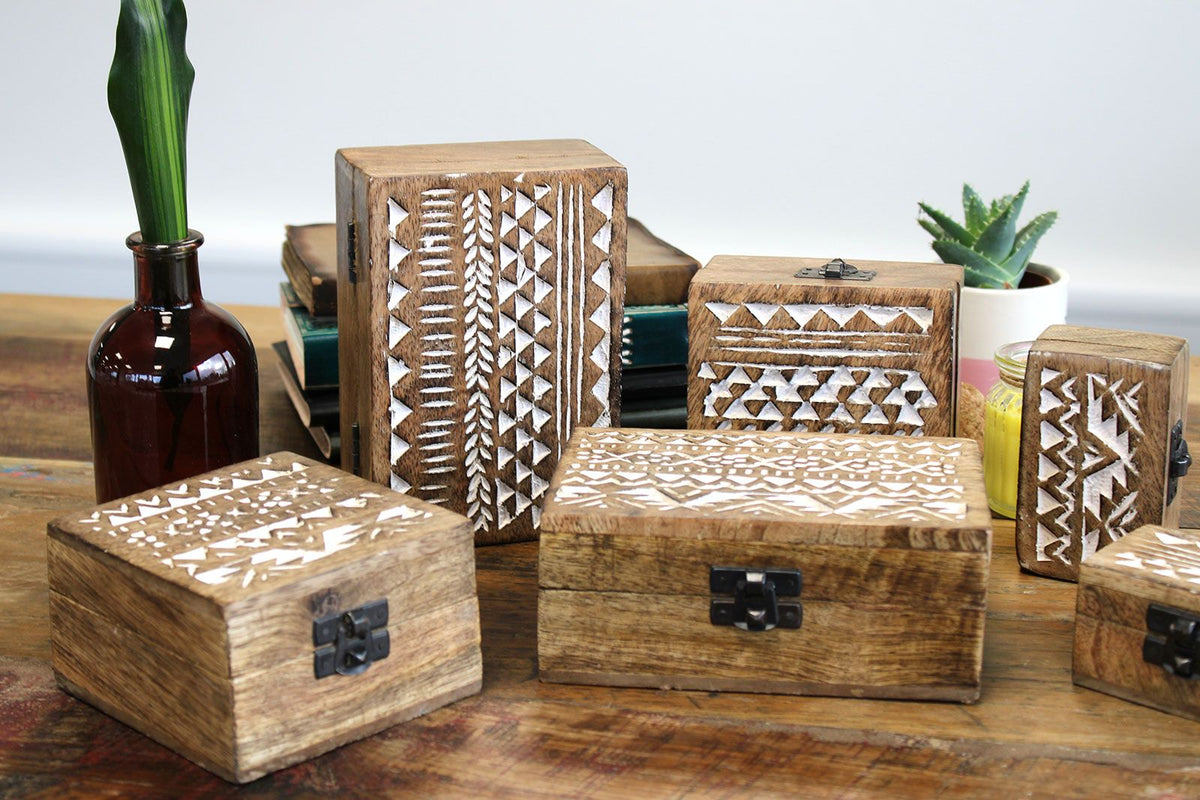 White Wash Mango Wood Box, Aztec Design, 15x10cm – view 3