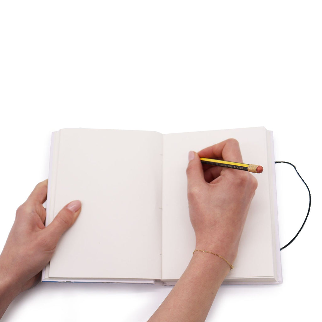 Small Notebook with Strap - Leaves on the Same Tree – view 2
