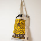 Nomad Sari Toni Tote Bag - Bee Kind - Natural – view 5