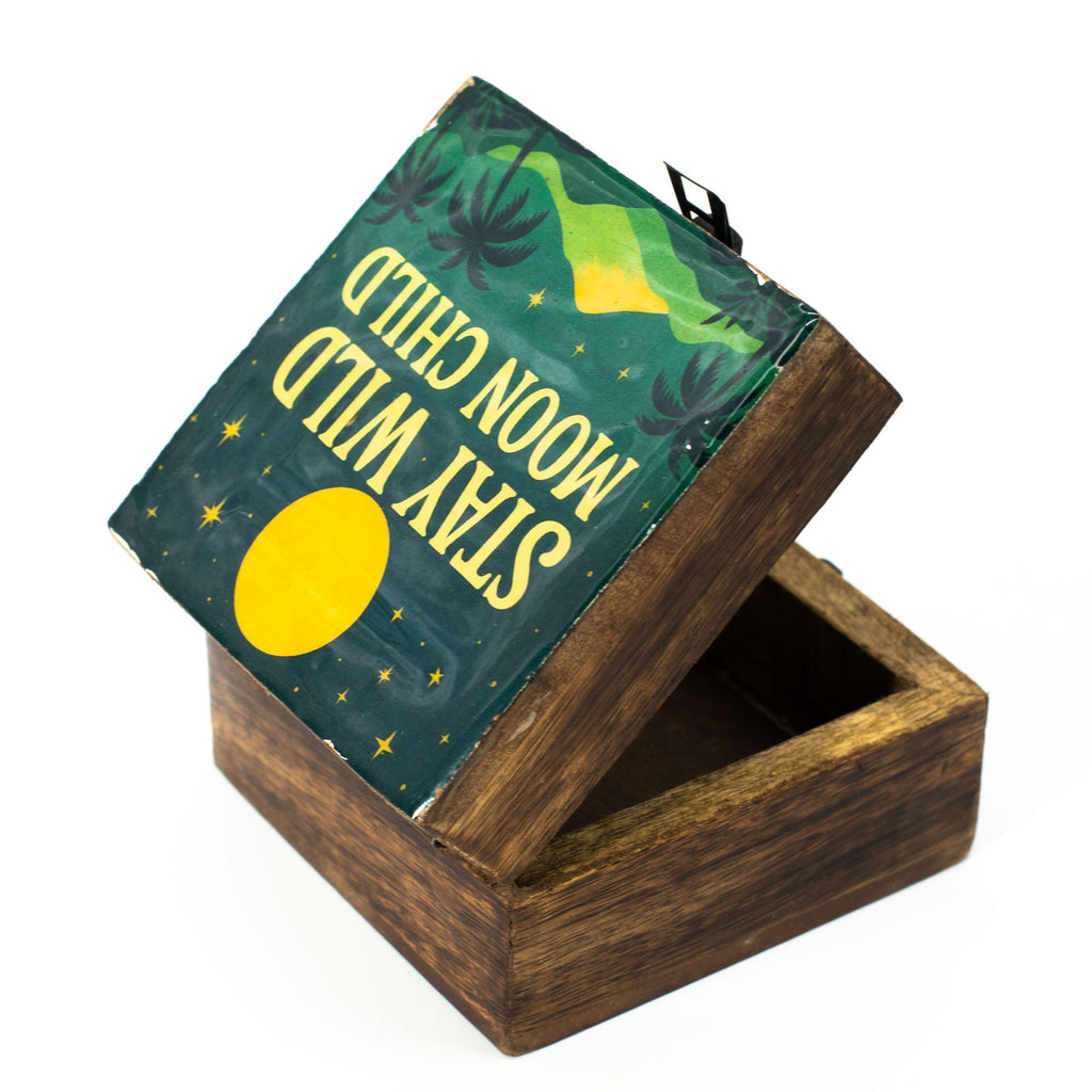 Small Enamelled Box - Stay Wild Moon Child – view 5