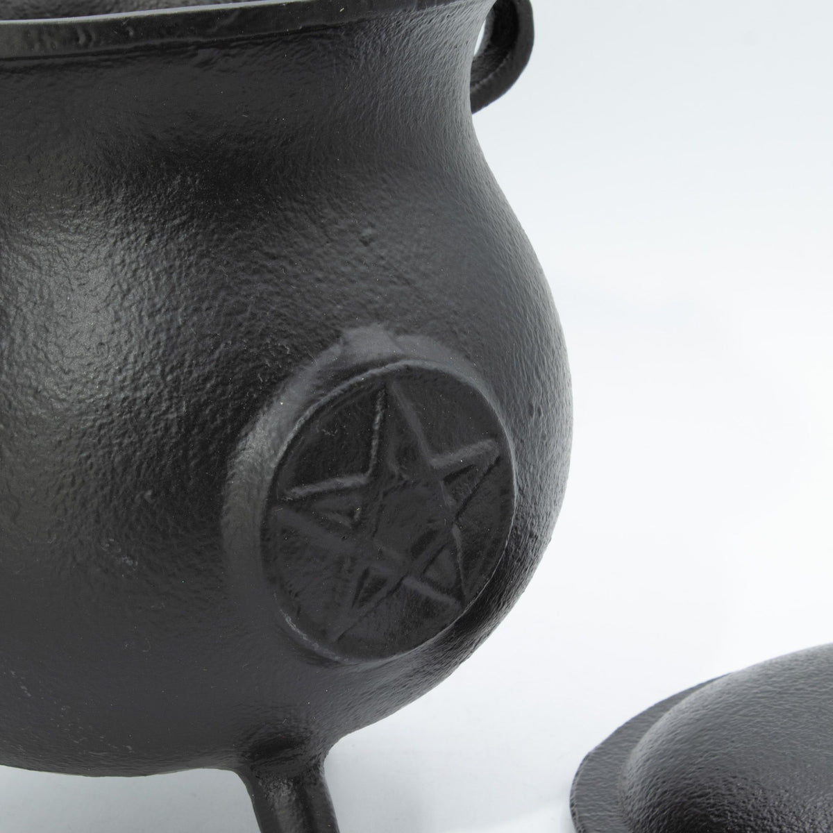 Extra Large Cast Iron Cauldron with Pentagram 23x18cm – view 5