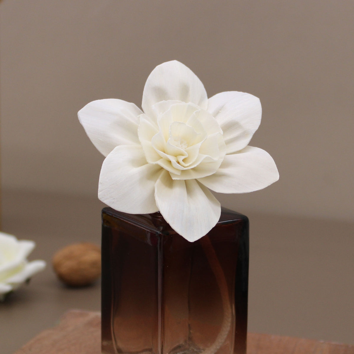 Sola Wood Lily Diffuser Flowers on String, Large, Set of 4 – view 7