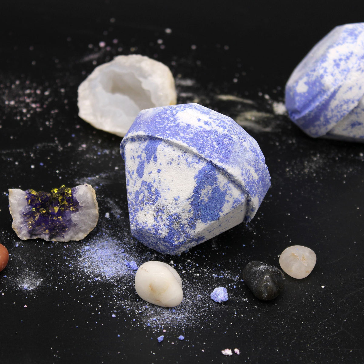 Gemstone Bath Bomb - Raspberry & Pomegranate – view 3