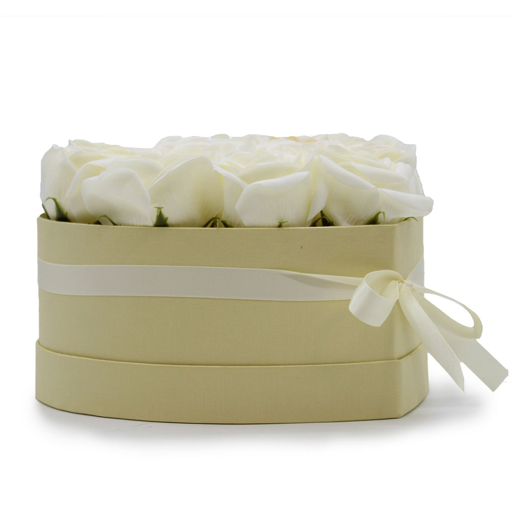 13 Cream Soap Roses Heart Gift Box – view 4