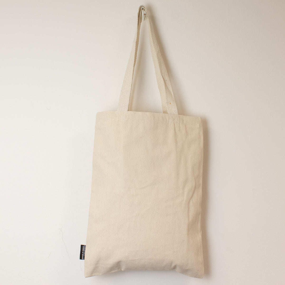 Nomad Sari Toni Tote Bag - Bee Kind - Natural – view 3