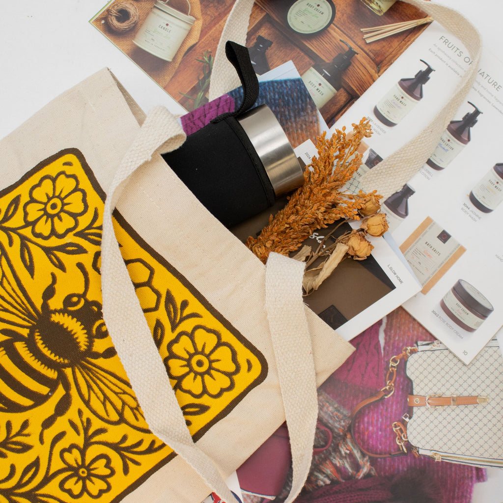 Nomad Sari Toni Tote Bag - Bee Kind - Natural