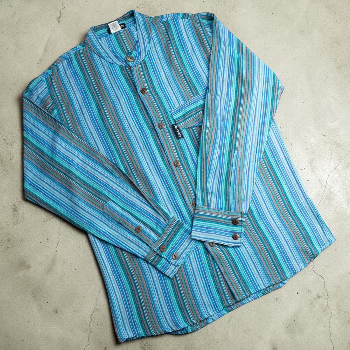 Nomad Sari Grandad Shirt - Turquoise - Medium – view 2