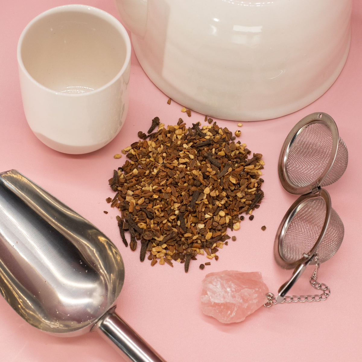 Yogi Spice Blend Tea Tin 50g – view 6