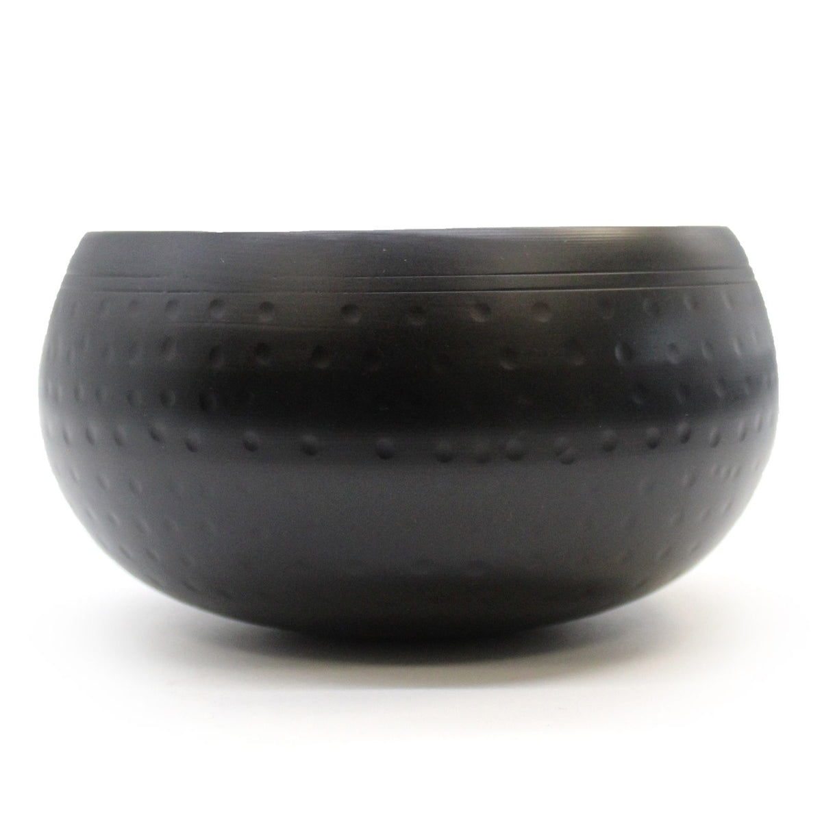 Large Black Beaten Singing Bowl - 18cm – view 2