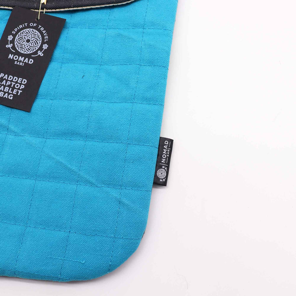 Nomad Sari Padded Laptop Pouch - Terrific Turquoise Stonewash – view 5